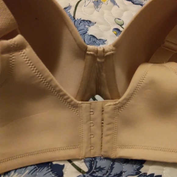 Set of Two Vanity Fair Beauty Back Back Smoother Full-Figure Bra Style #76380 - Picture 5 of 7